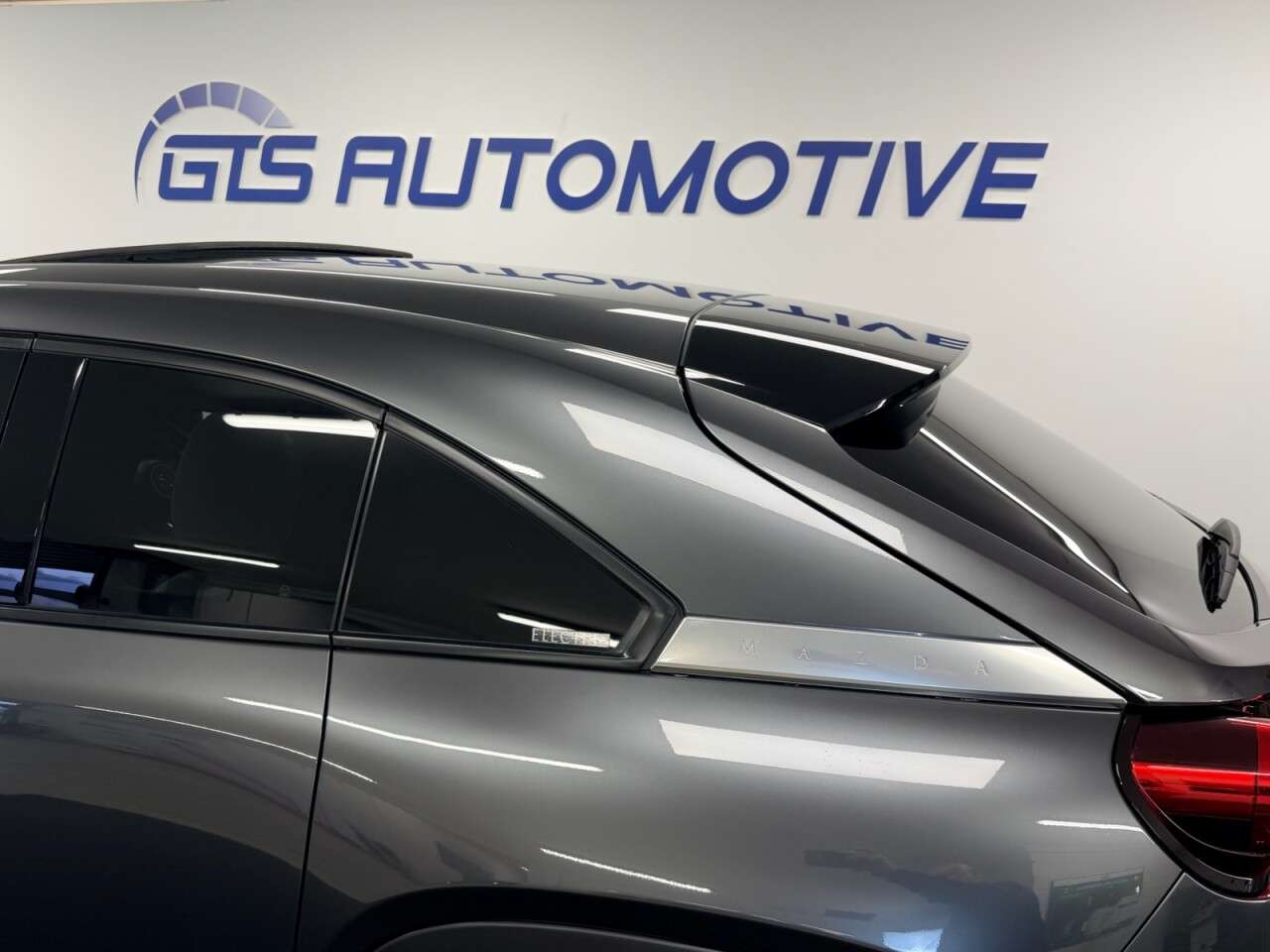 2021 MAZDA MX-30 2021 MAZDA MX-30