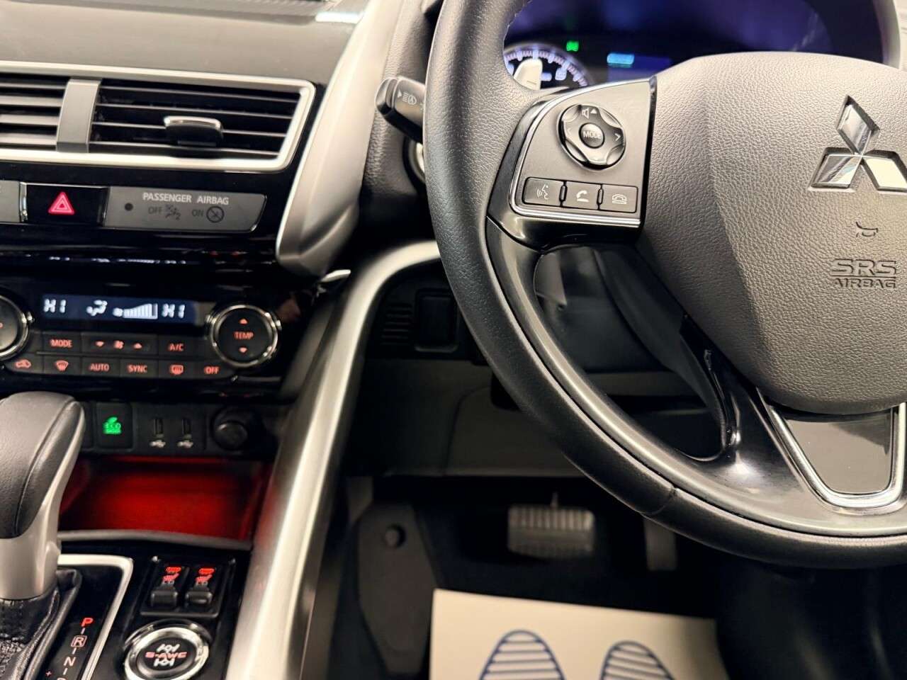 2018 MITSUBISHI ECLIPSE CROSS 2018 MITSUBISHI ECLIPSE CROSS