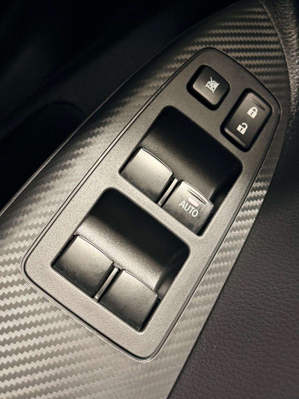 2018 MITSUBISHI ECLIPSE CROSS 2018 MITSUBISHI ECLIPSE CROSS