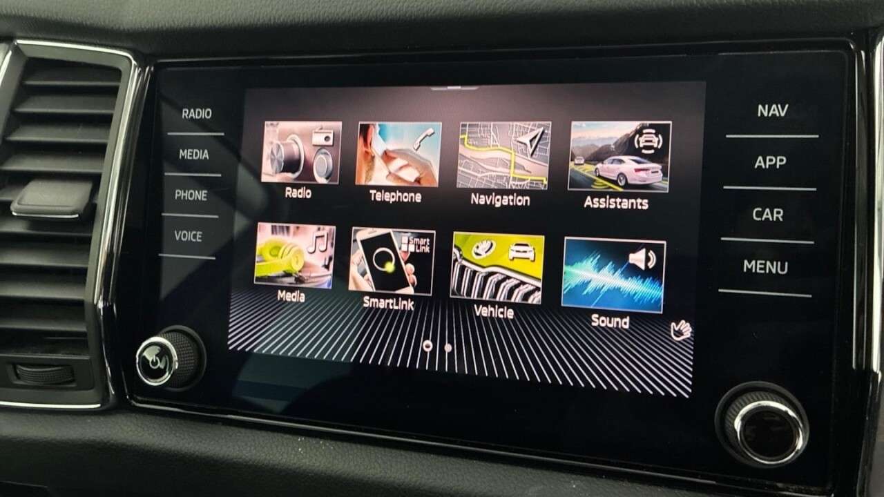 A 2022 SKODA KODIAQ 1.5 TSI ACT SE 150 BHP + 7 SEATS A 2022 SKODA KODIAQ 1.5 TSI ACT SE 150 BHP + 7 SEATS