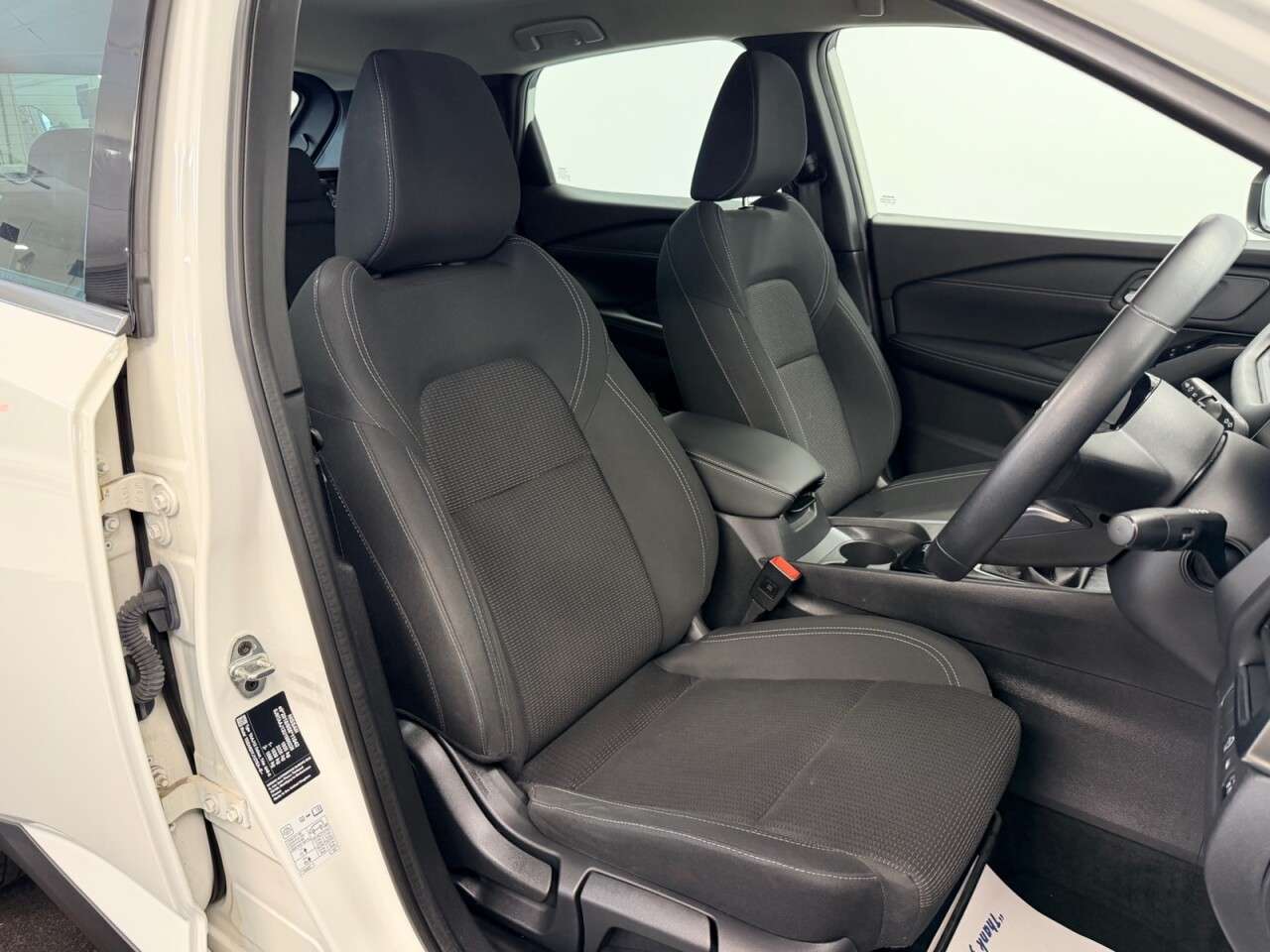 A 2021 NISSAN QASHQAI 1.3 DIG-T MHEV ACENTA PREMIUM HYBRID 140 BHP + REAR CAMERA + APPLE PLAY SIX A 2021 NISSAN QASHQAI 1.3 DIG-T MHEV ACENTA PREMIUM HYBRID 140 BHP + REAR CAMERA + APPLE PLAY SIX