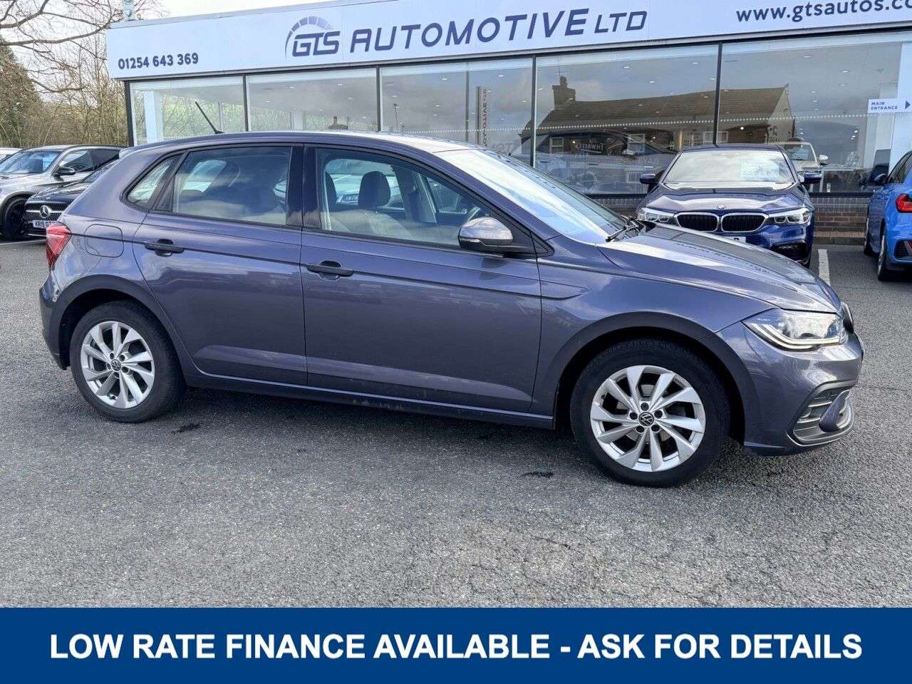 A 2022 VOLKSWAGEN POLO 1.0 TSI STYLE FIVE DOOR 95 BHP + SAT NAV + PARKING SENSORS + APPLE PLAY A 2022 VOLKSWAGEN POLO 1.0 TSI STYLE FIVE DOOR 95 BHP + SAT NAV + PARKING SENSORS + APPLE PLAY