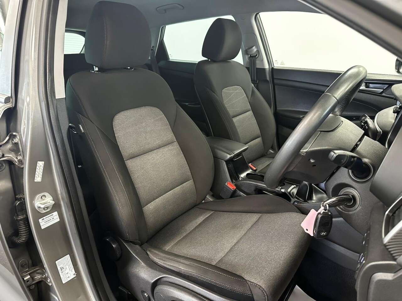 A 2020 HYUNDAI TUCSON 1.6 GDi SE NAVIGATION 130 BHP + SAT NAV + REAR CAMERA SIX MONTH WARRANTY MA A 2020 HYUNDAI TUCSON 1.6 GDi SE NAVIGATION 130 BHP + SAT NAV + REAR CAMERA SIX MONTH WARRANTY MA