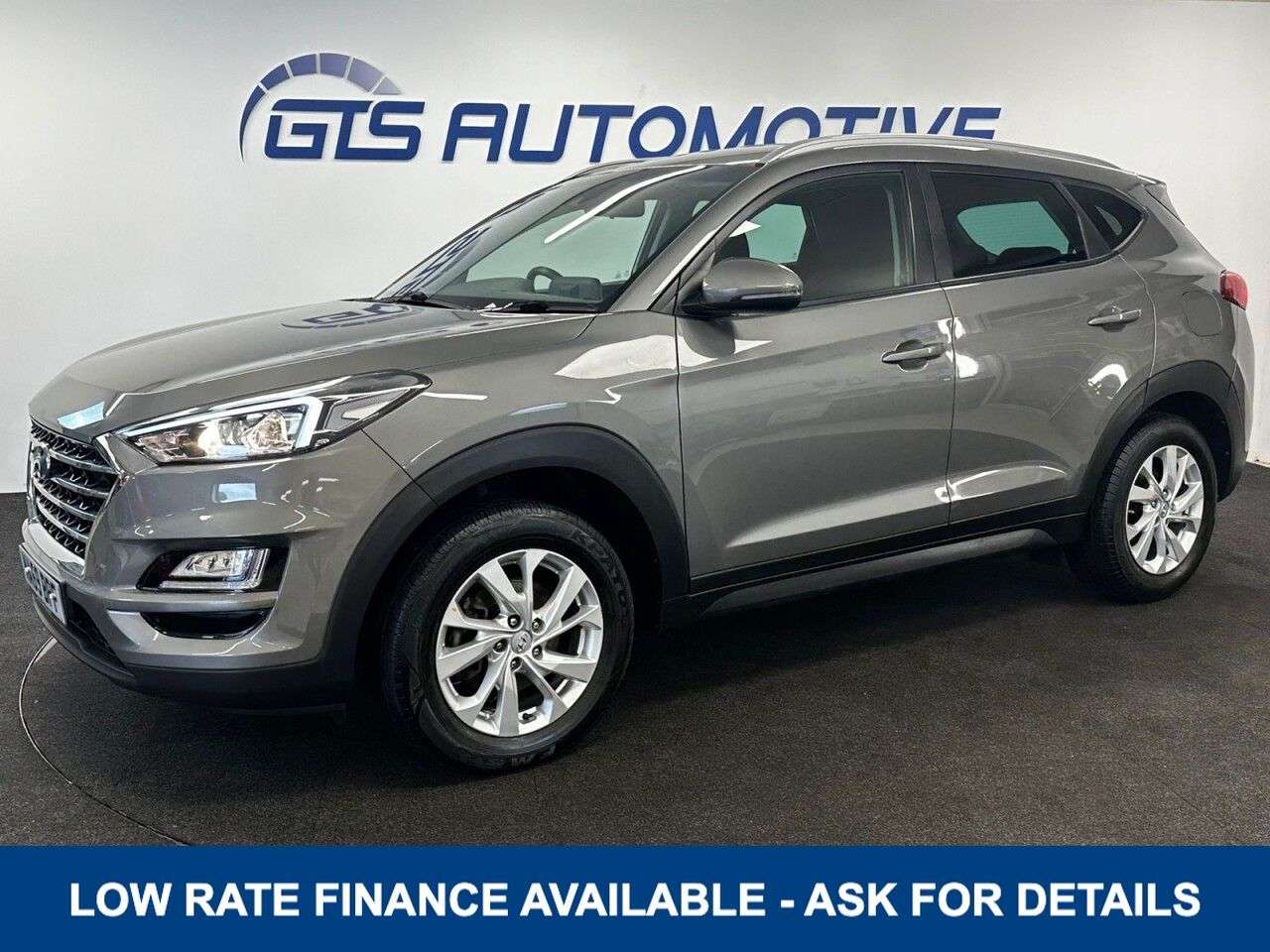 A 2020 HYUNDAI TUCSON 1.6 GDi SE NAVIGATION 130 BHP + SAT NAV + REAR CAMERA SIX MONTH WARRANTY MA A 2020 HYUNDAI TUCSON 1.6 GDi SE NAVIGATION 130 BHP + SAT NAV + REAR CAMERA SIX MONTH WARRANTY MA