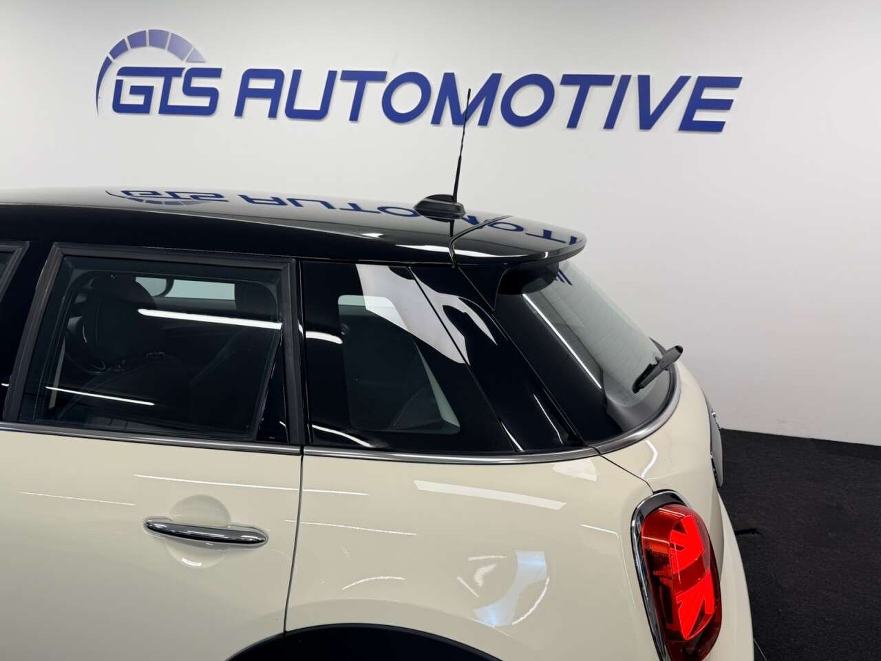 2019 MINI HATCH 2019 MINI HATCH