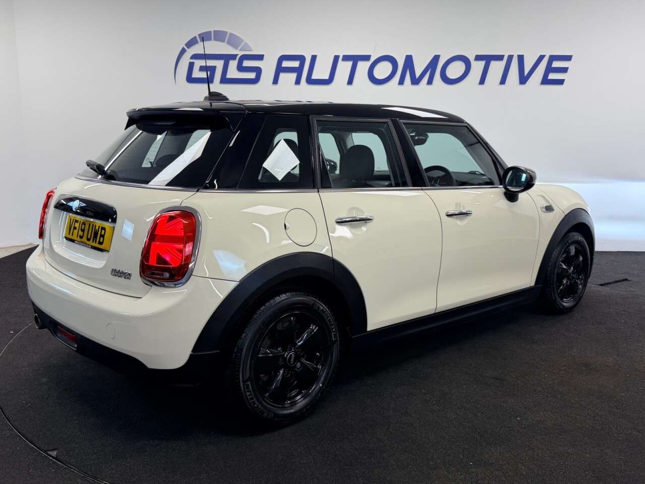 2019 MINI HATCH 2019 MINI HATCH