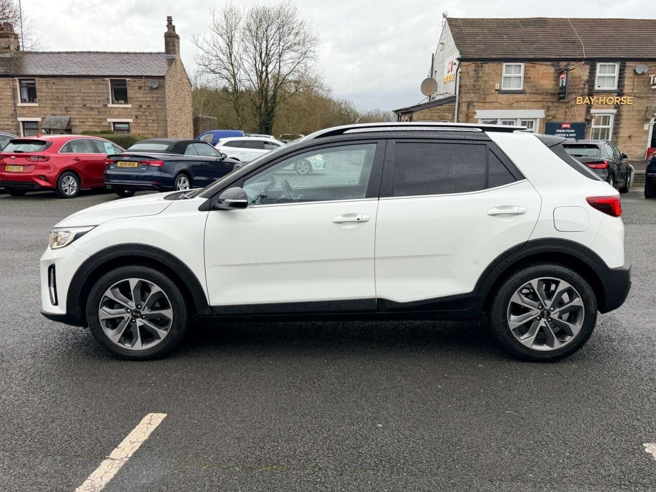 2021 KIA STONIC 2021 KIA STONIC