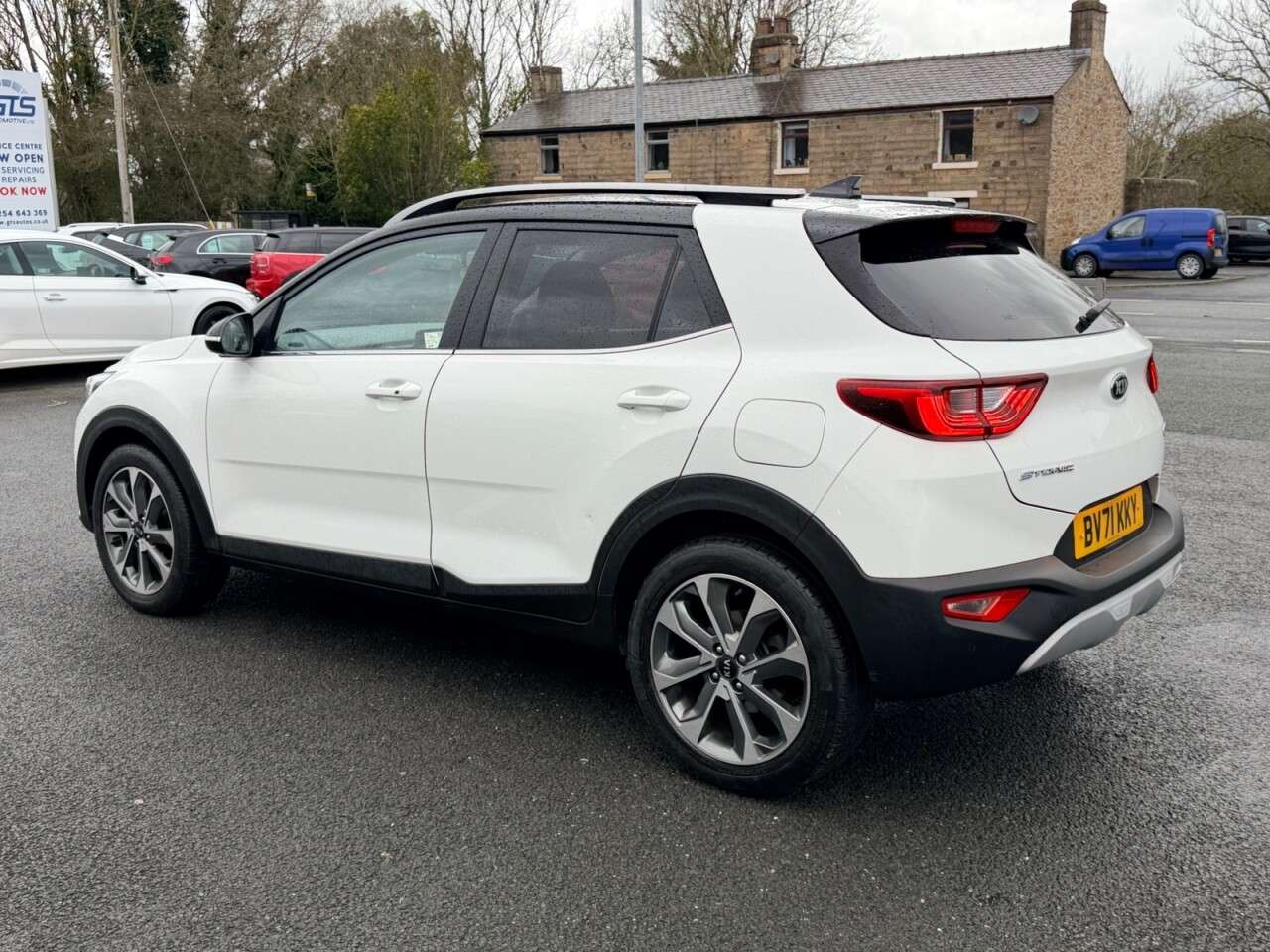 2021 KIA STONIC 2021 KIA STONIC