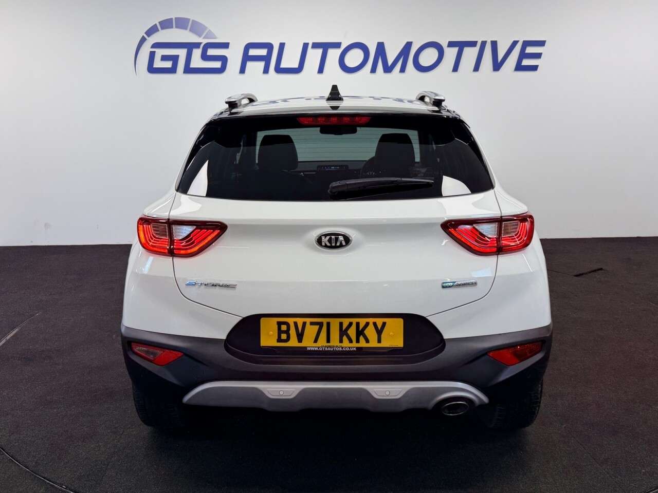 2021 KIA STONIC 2021 KIA STONIC