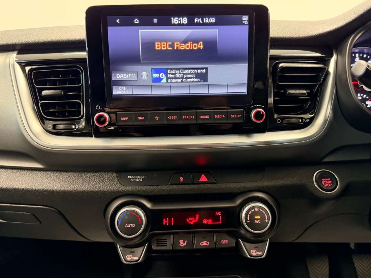 2021 KIA STONIC 2021 KIA STONIC