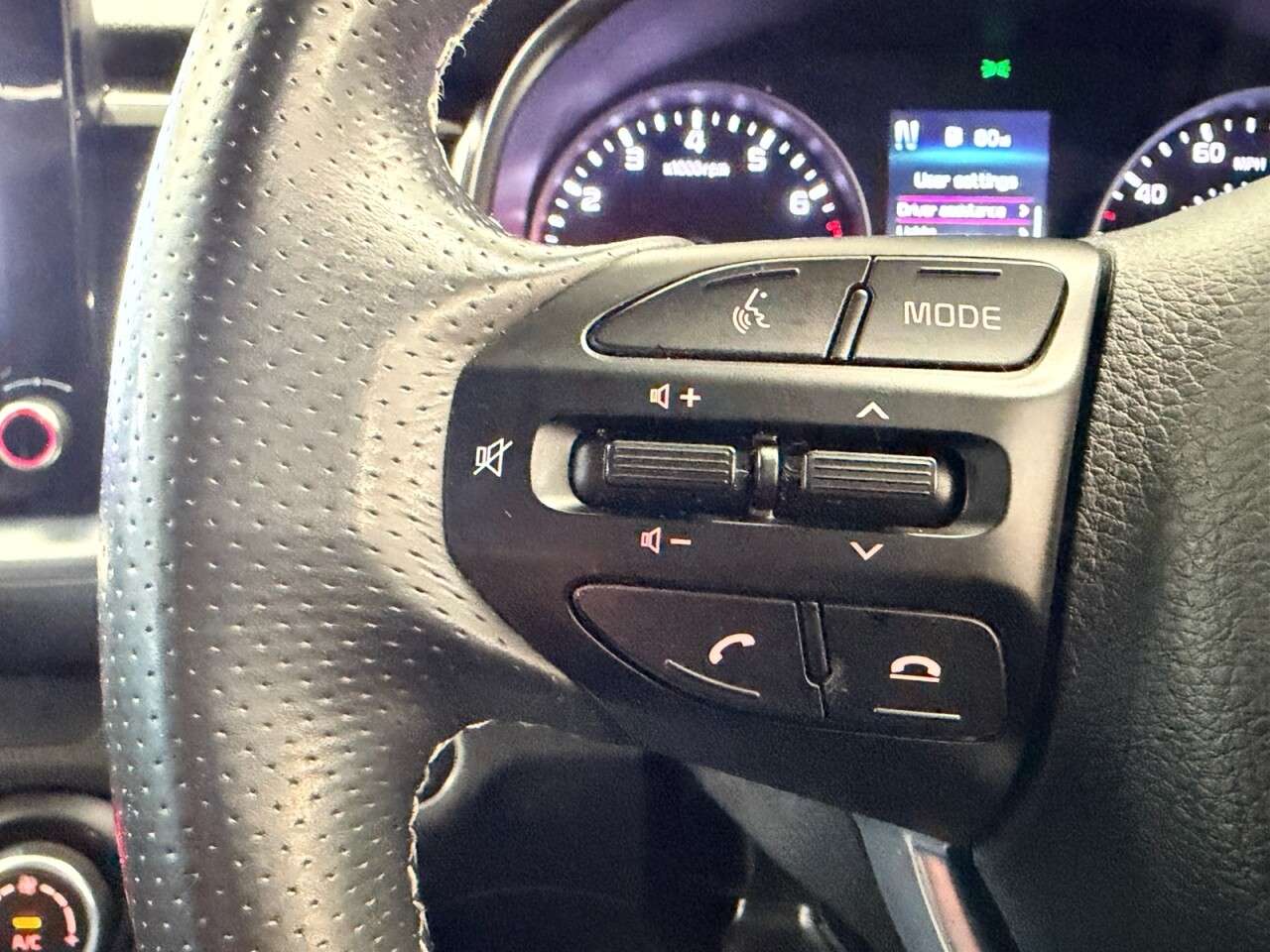 2021 KIA STONIC 2021 KIA STONIC