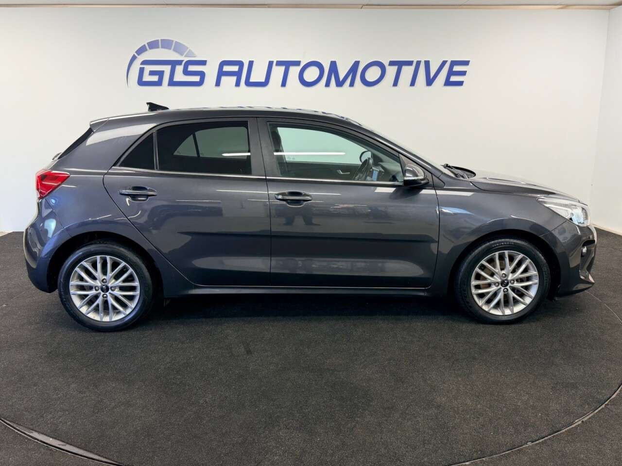 2018 KIA RIO 2018 KIA RIO