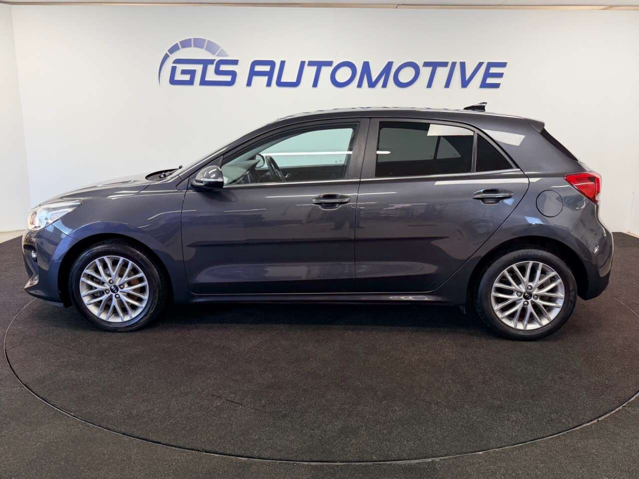 2018 KIA RIO 2018 KIA RIO