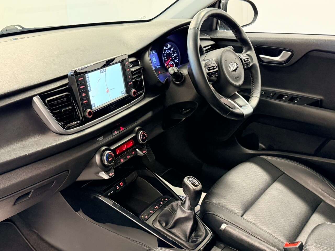 2018 KIA RIO 2018 KIA RIO