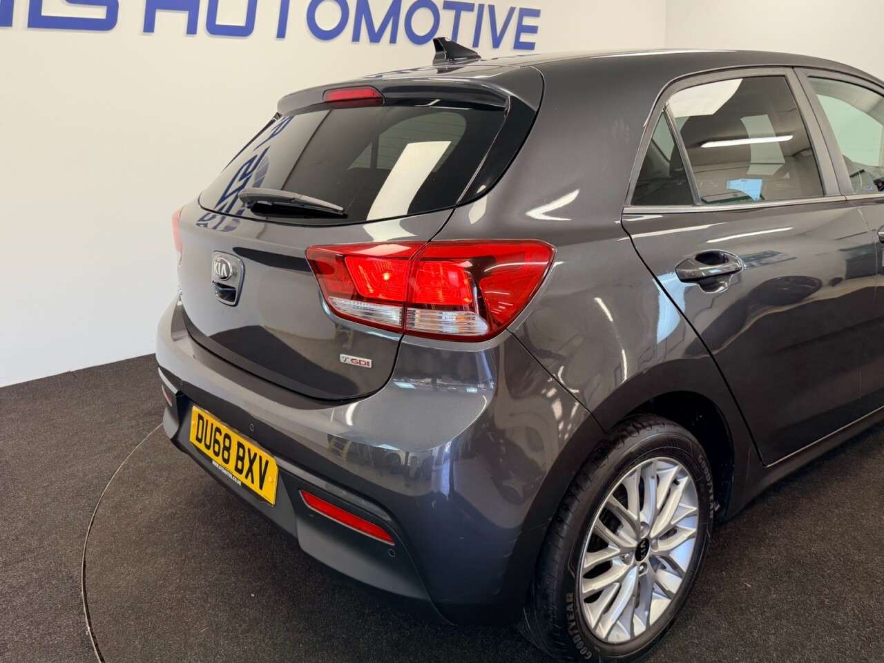 2018 KIA RIO 2018 KIA RIO