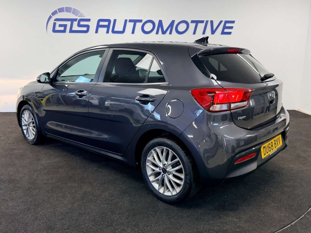 2018 KIA RIO 2018 KIA RIO