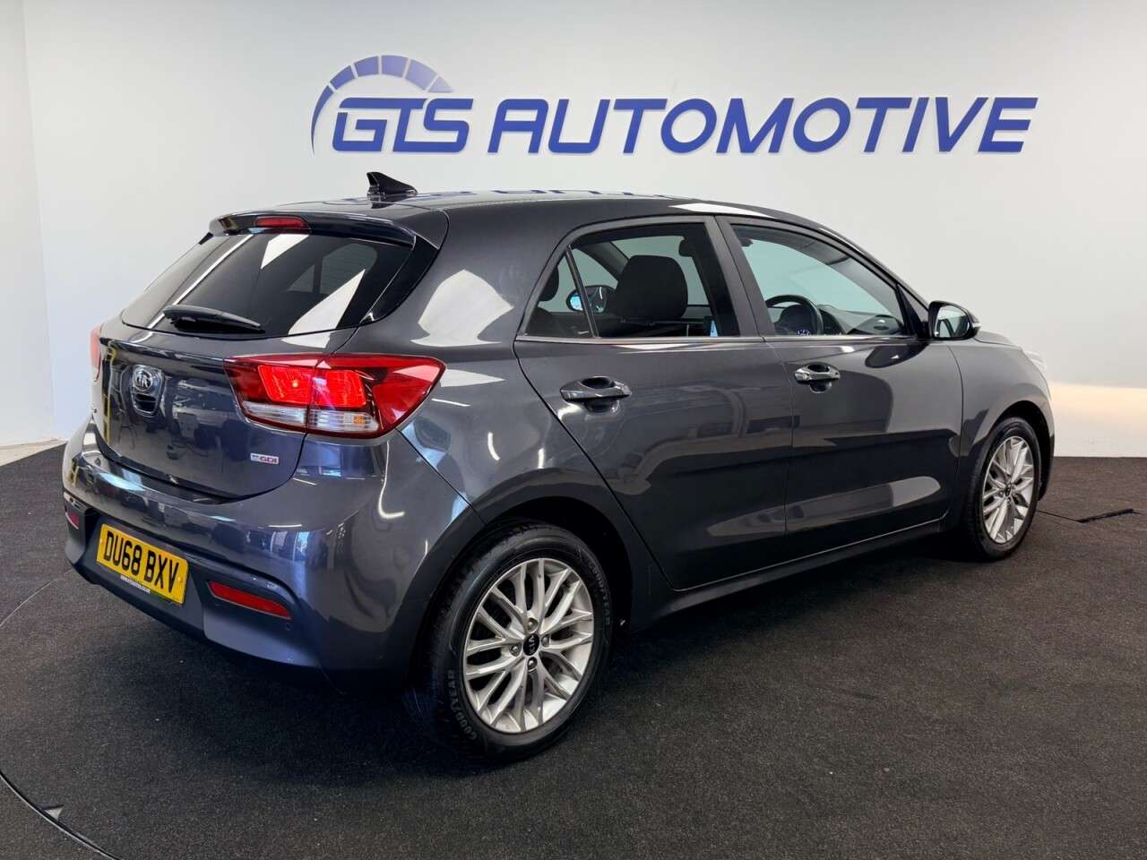2018 KIA RIO 2018 KIA RIO