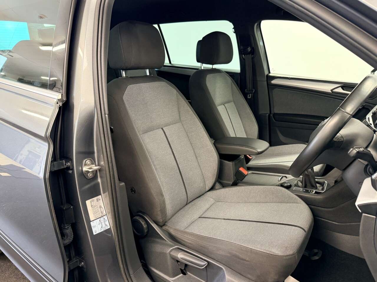A 2020 SEAT TARRACO 1.5 TSI EVO SE TECHNOLOGY 150 BHP + 7 SEATS + SAT NAV SIX MONTH WARRANTY MA A 2020 SEAT TARRACO 1.5 TSI EVO SE TECHNOLOGY 150 BHP + 7 SEATS + SAT NAV SIX MONTH WARRANTY MA