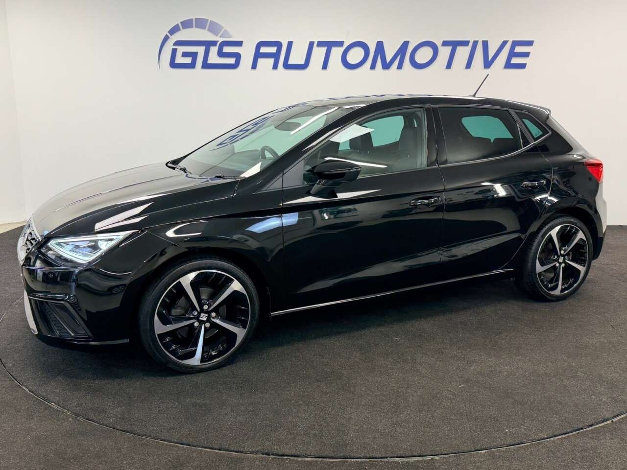 A 2023 SEAT IBIZA 1.0 TSI FR SPORT 110 BHP + SAT NAV + APPLE PLAY SIX MONTH WARRANTY SEPT 202 A 2023 SEAT IBIZA 1.0 TSI FR SPORT 110 BHP + SAT NAV + APPLE PLAY SIX MONTH WARRANTY SEPT 202
