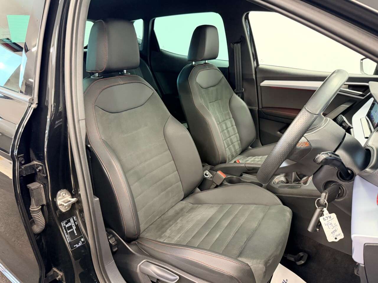 A 2023 SEAT IBIZA 1.0 TSI FR SPORT 110 BHP + SAT NAV + APPLE PLAY SIX MONTH WARRANTY SEPT 202 A 2023 SEAT IBIZA 1.0 TSI FR SPORT 110 BHP + SAT NAV + APPLE PLAY SIX MONTH WARRANTY SEPT 202