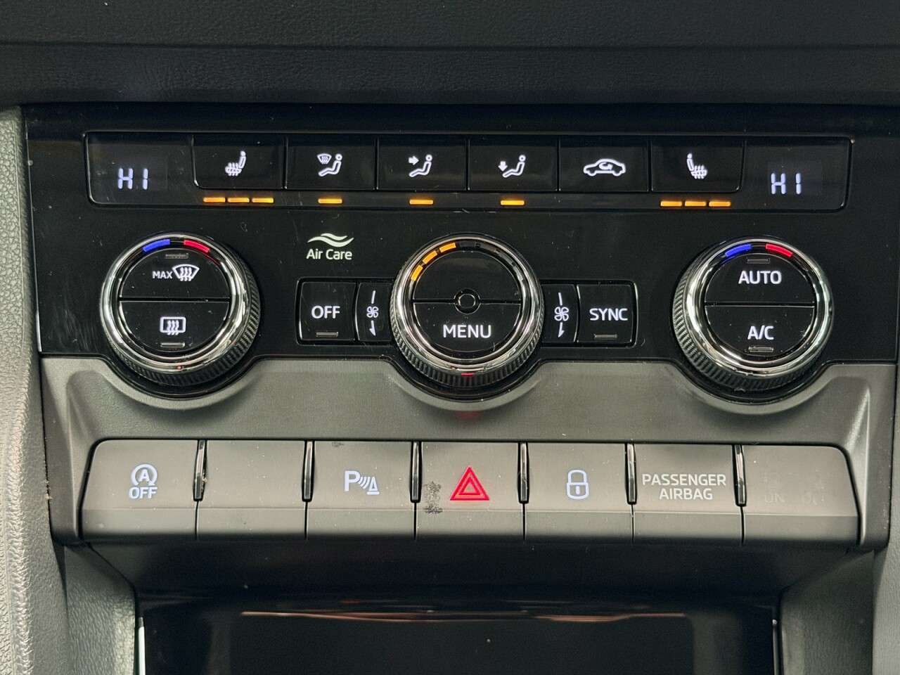 2019 SKODA KAROQ 2019 SKODA KAROQ