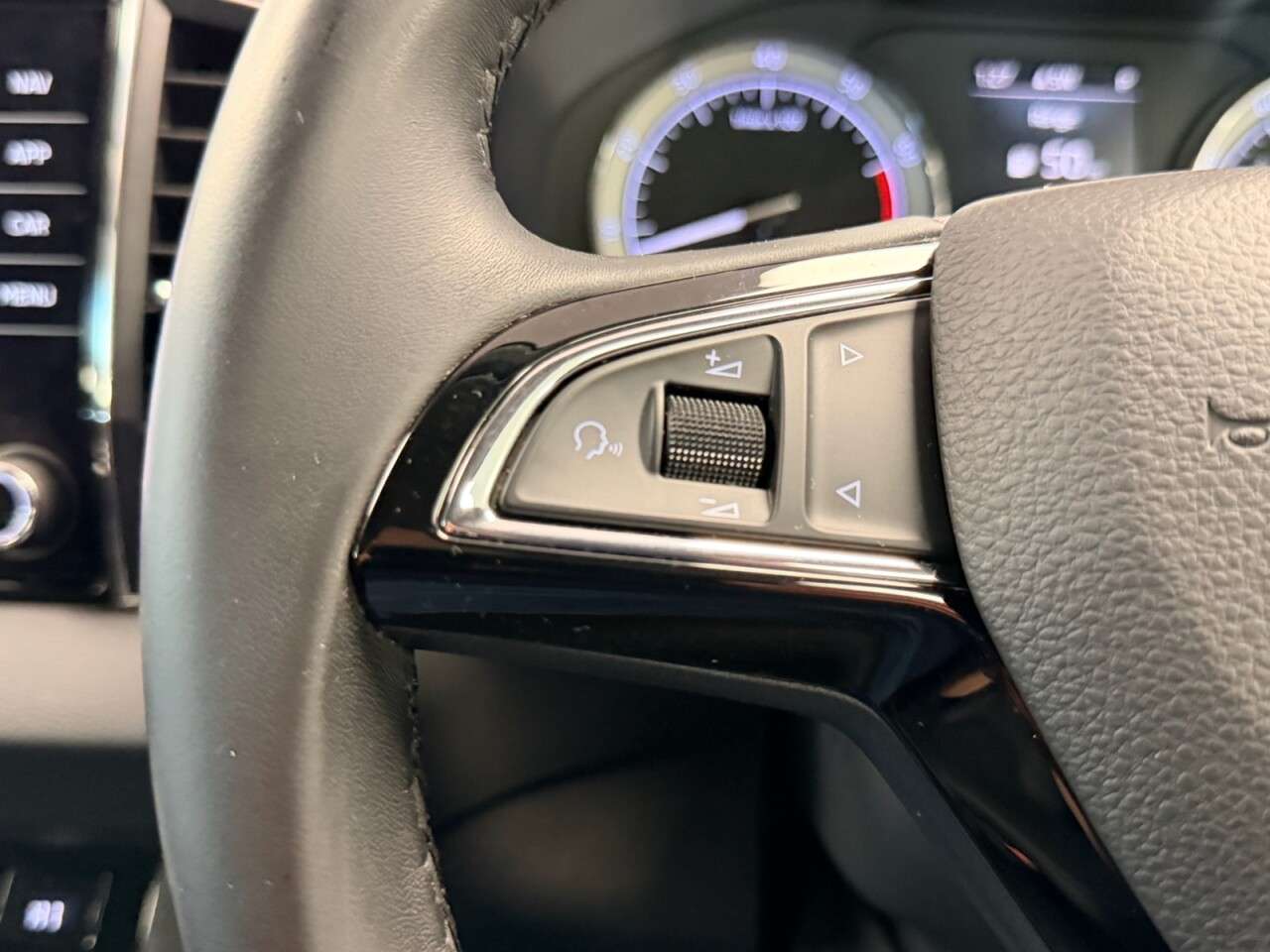 2019 SKODA KAROQ 2019 SKODA KAROQ