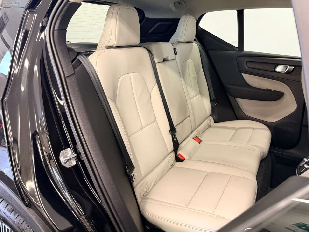 2018 VOLVO XC40 2018 VOLVO XC40