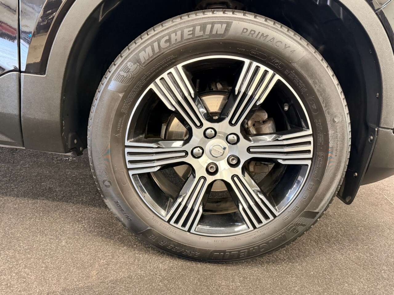 2018 VOLVO XC40 2018 VOLVO XC40