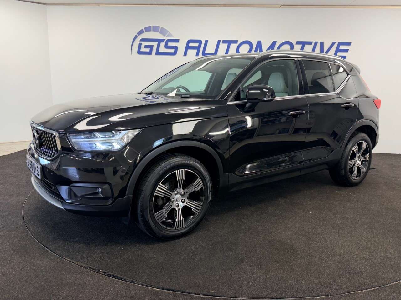 2018 VOLVO XC40 2018 VOLVO XC40