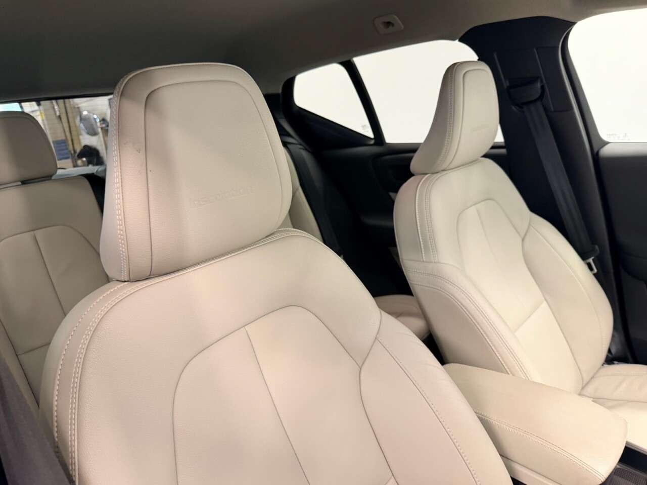 2018 VOLVO XC40 2018 VOLVO XC40