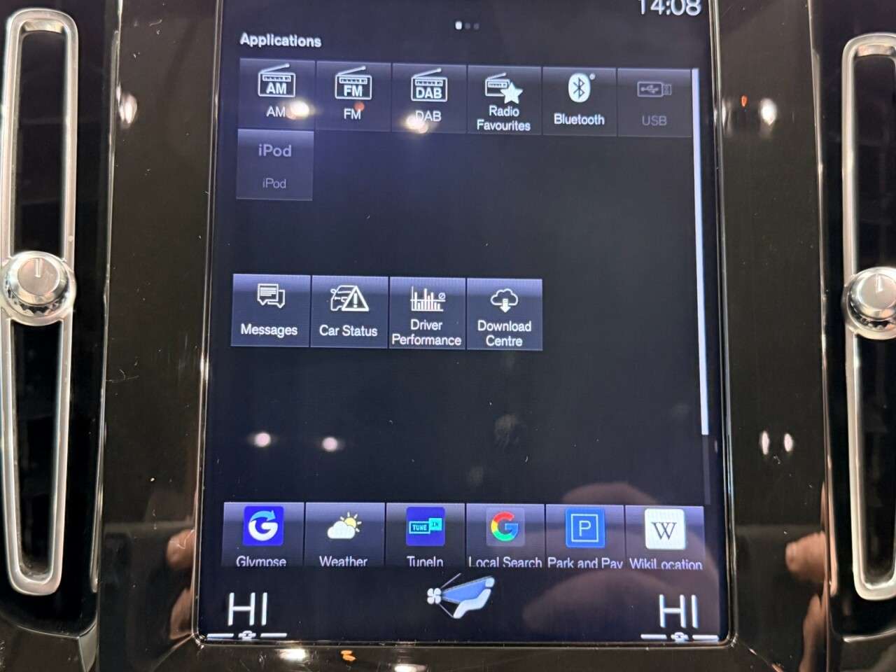 2018 VOLVO XC40 2018 VOLVO XC40