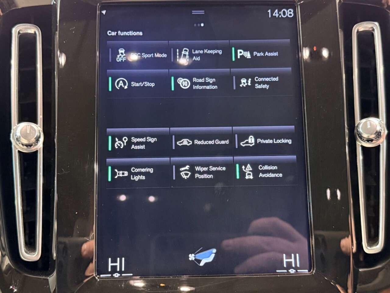 2018 VOLVO XC40 2018 VOLVO XC40