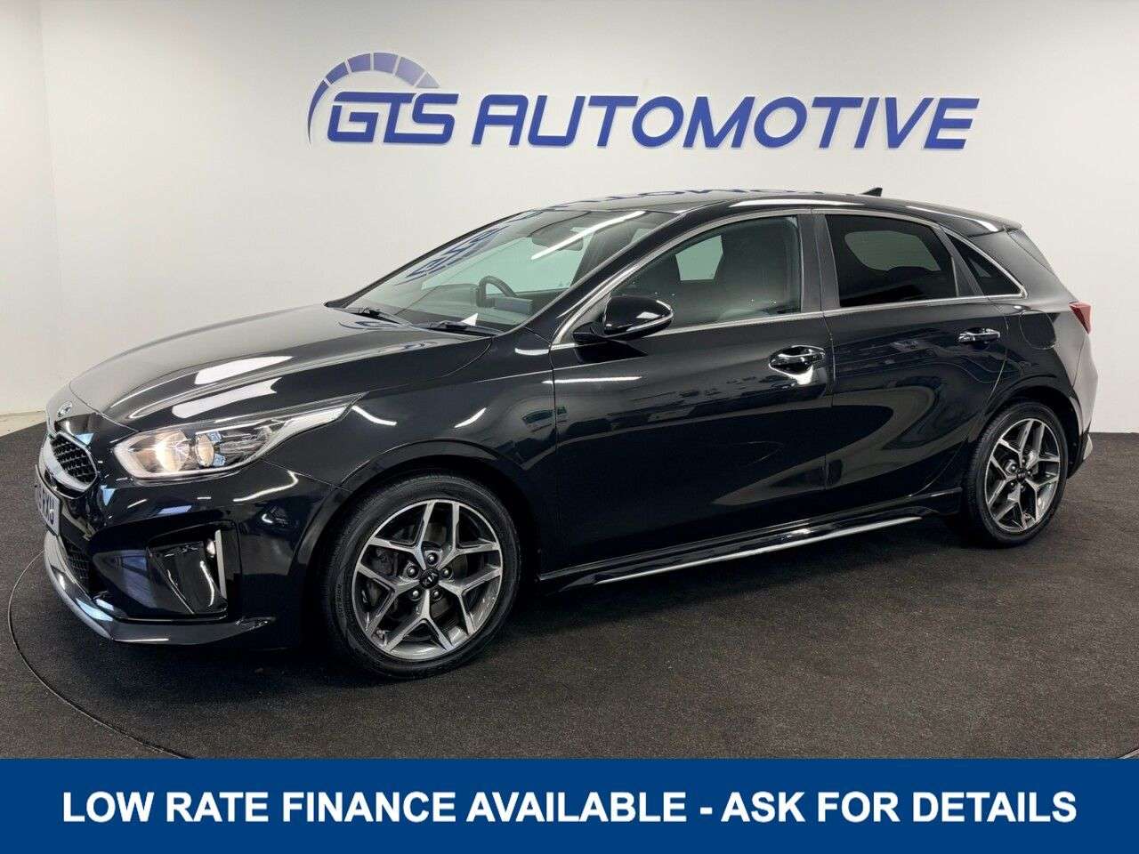 A 2019 KIA CEED 1.0 T-GDi GT-LINE FIVE DOOR 120 BHP + SAT NAV + HEATED SEATS SIX MONTH WARR A 2019 KIA CEED 1.0 T-GDi GT-LINE FIVE DOOR 120 BHP + SAT NAV + HEATED SEATS SIX MONTH WARR