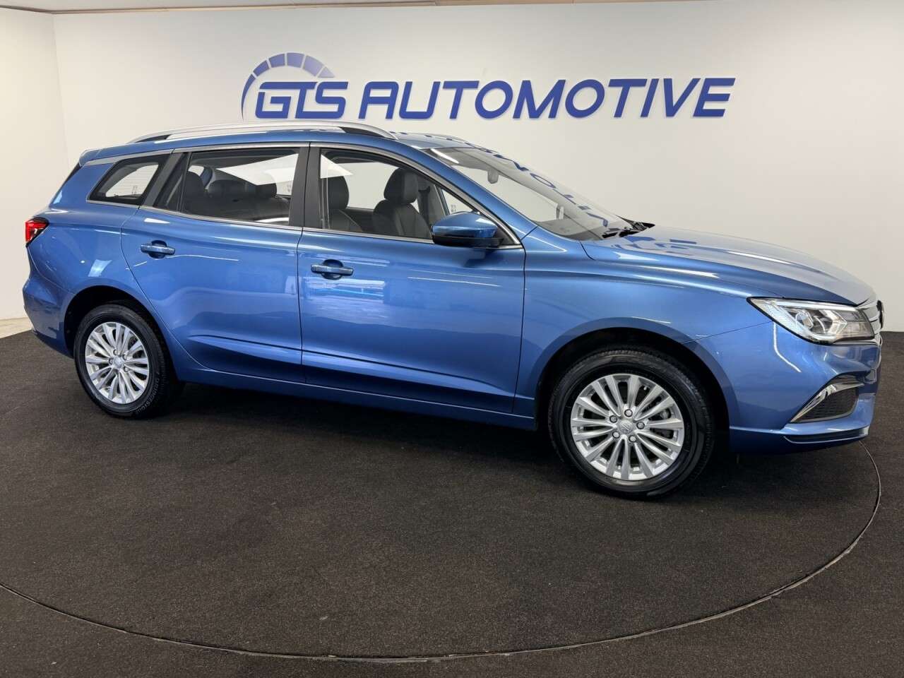 A 2022 MG MG5 ESTATE 61.1kWh EXCLUSIVE LONG RANGE ELECTRIC AUTO 155 BHP + SAT NAV + HEATE A 2022 MG MG5 ESTATE 61.1kWh EXCLUSIVE LONG RANGE ELECTRIC AUTO 155 BHP + SAT NAV + HEATE