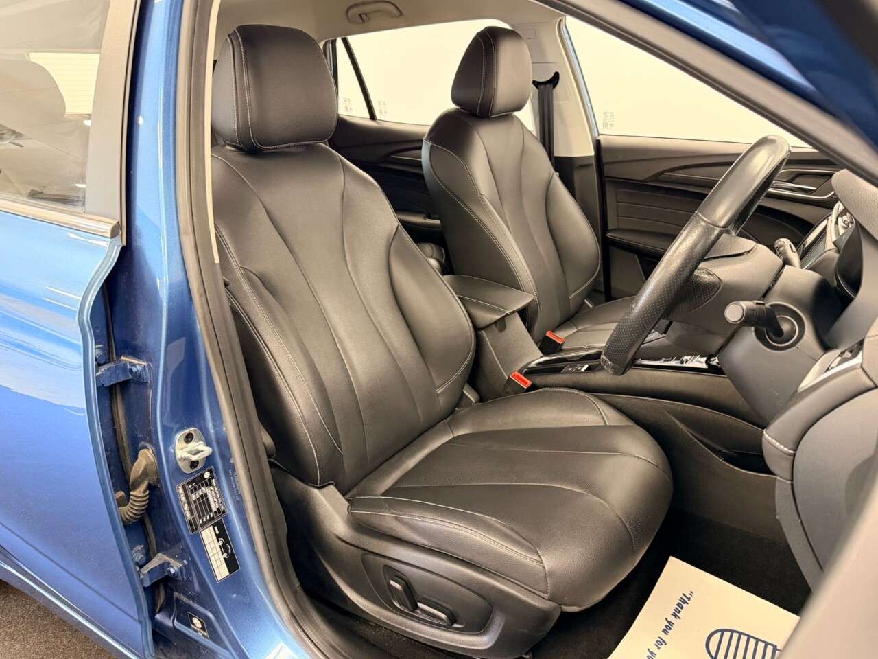 A 2022 MG MG5 ESTATE 61.1kWh EXCLUSIVE LONG RANGE ELECTRIC AUTO 155 BHP + SAT NAV + HEATE A 2022 MG MG5 ESTATE 61.1kWh EXCLUSIVE LONG RANGE ELECTRIC AUTO 155 BHP + SAT NAV + HEATE