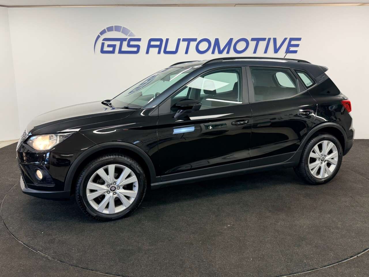 A 2018 SEAT ARONA 1.0 TSI GPF SE TECHNOLOGY DSG AUTO 115 BHP + SAT NAV + PARKING SENSORS SIX A 2018 SEAT ARONA 1.0 TSI GPF SE TECHNOLOGY DSG AUTO 115 BHP + SAT NAV + PARKING SENSORS SIX
