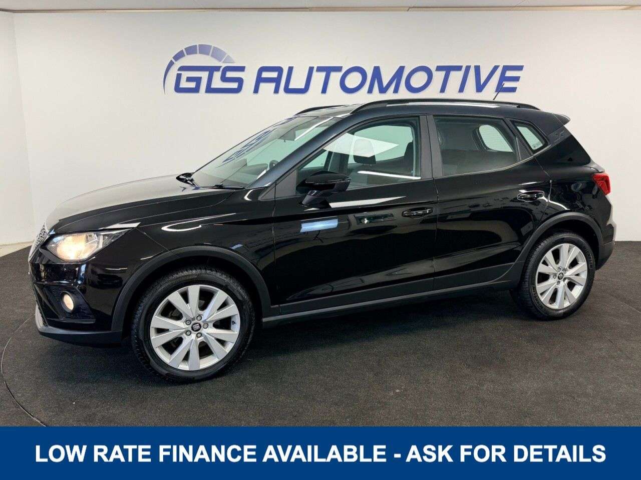 A 2018 SEAT ARONA 1.0 TSI GPF SE TECHNOLOGY DSG AUTO 115 BHP + SAT NAV + PARKING SENSORS SIX A 2018 SEAT ARONA 1.0 TSI GPF SE TECHNOLOGY DSG AUTO 115 BHP + SAT NAV + PARKING SENSORS SIX