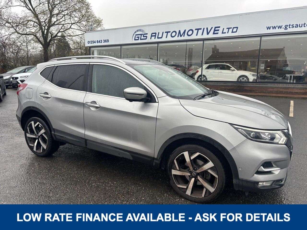 A 2020 NISSAN QASHQAI 1.3 DIG-T TEKNA DCT AUTO 160 BHP + SAT NAV + CAMERA + SUNROOF A 2020 NISSAN QASHQAI 1.3 DIG-T TEKNA DCT AUTO 160 BHP + SAT NAV + CAMERA + SUNROOF