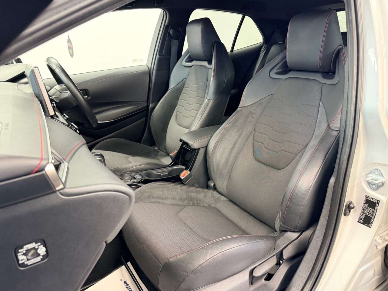 2019 TOYOTA COROLLA 2019 TOYOTA COROLLA