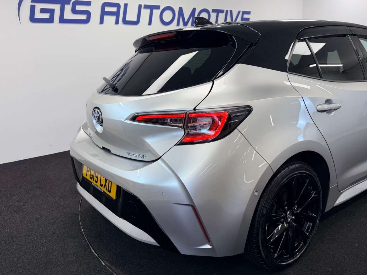 2019 TOYOTA COROLLA 2019 TOYOTA COROLLA