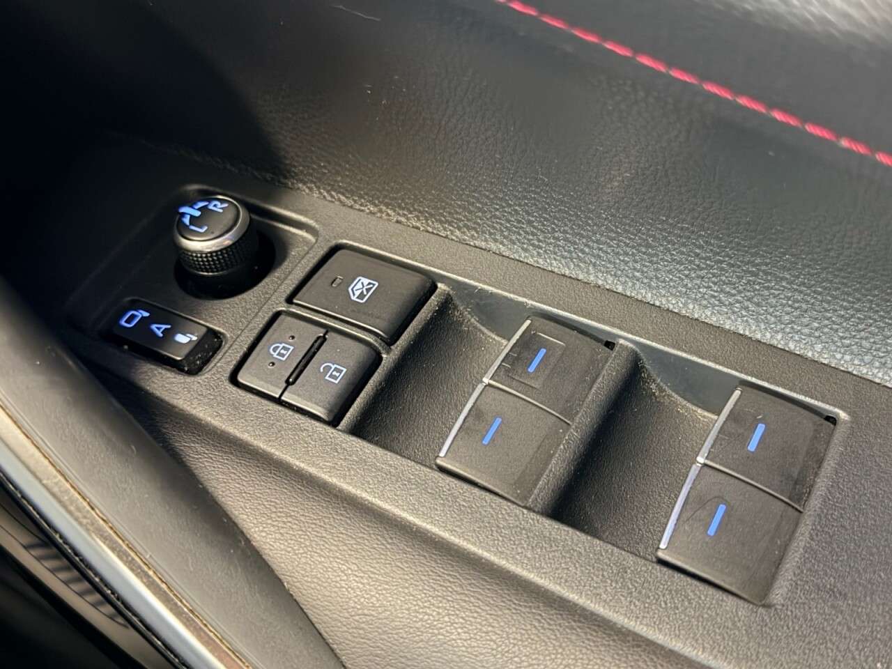 2019 TOYOTA COROLLA 2019 TOYOTA COROLLA