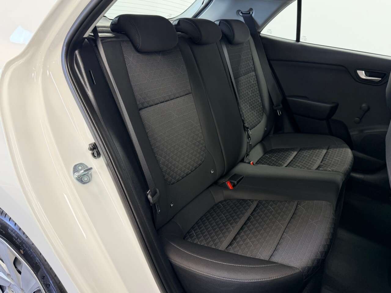 A 2023 KIA RIO 1.2 1 FIVE DOOR 85 BHP + AIR CON + BLUETOOTH SIX MONTH WARRANTY APRIL 2027 A 2023 KIA RIO 1.2 1 FIVE DOOR 85 BHP + AIR CON + BLUETOOTH SIX MONTH WARRANTY APRIL 2027