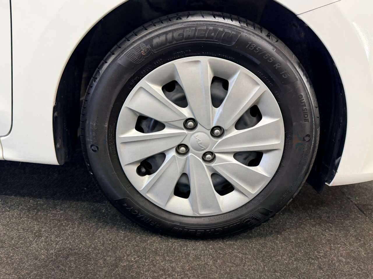 2023 KIA RIO 2023 KIA RIO