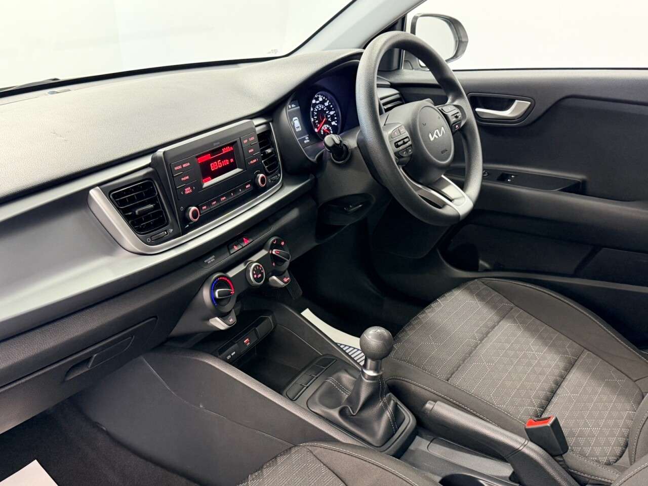 2023 KIA RIO 2023 KIA RIO