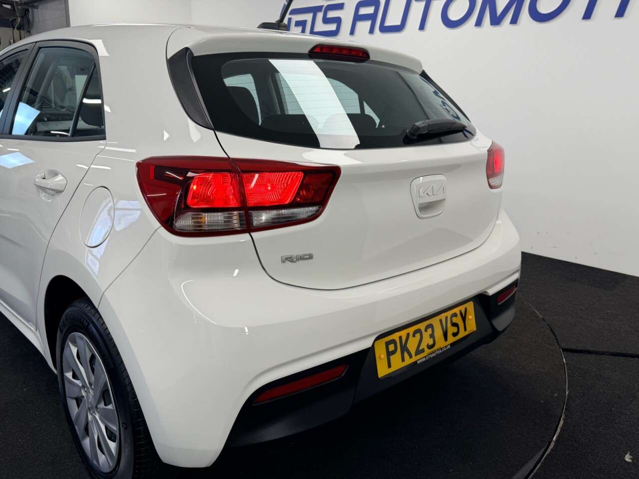 2023 KIA RIO 2023 KIA RIO