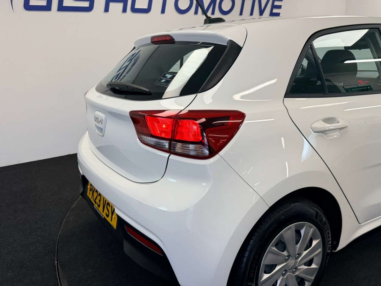 2023 KIA RIO 2023 KIA RIO