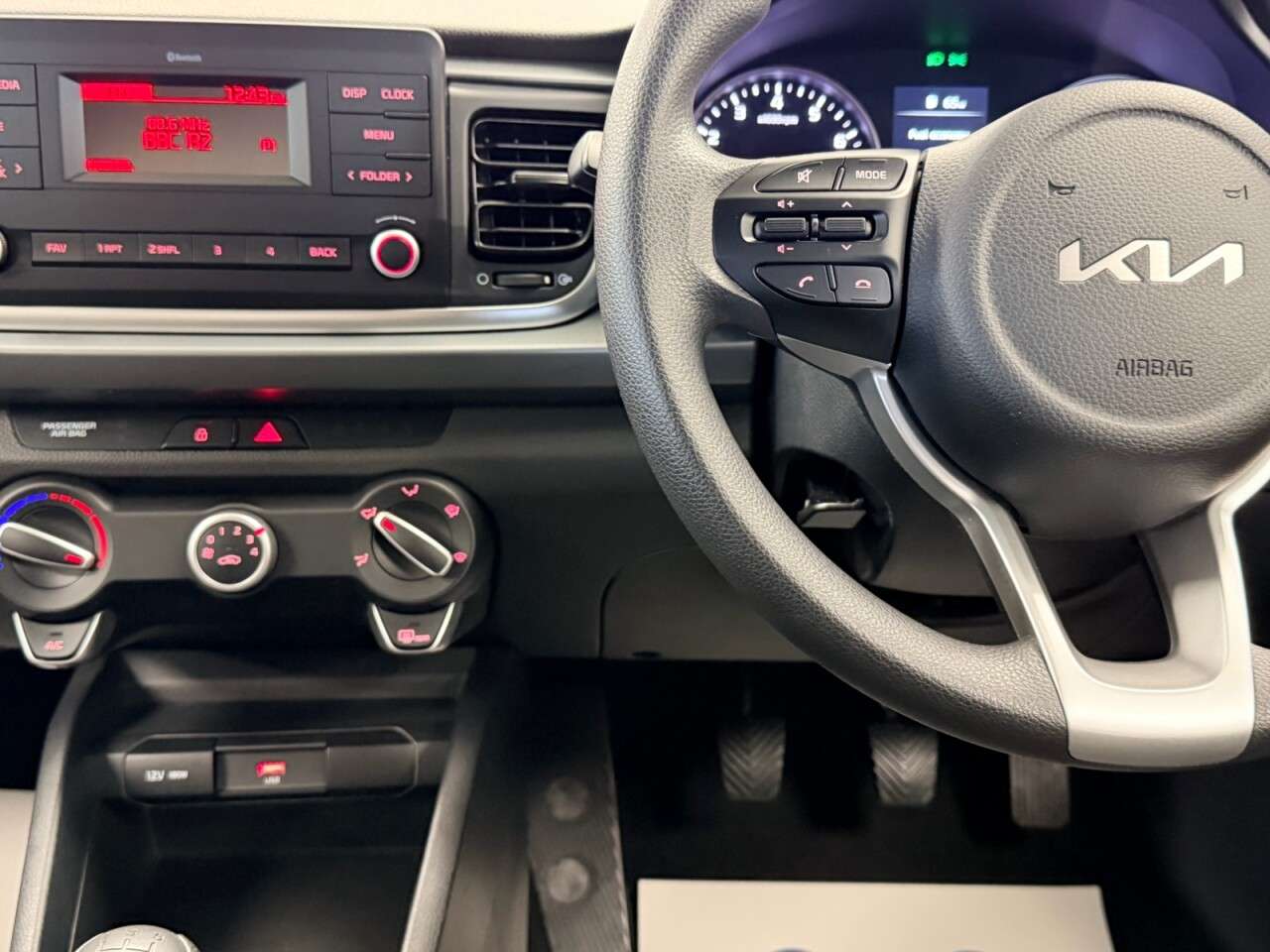 2023 KIA RIO 2023 KIA RIO