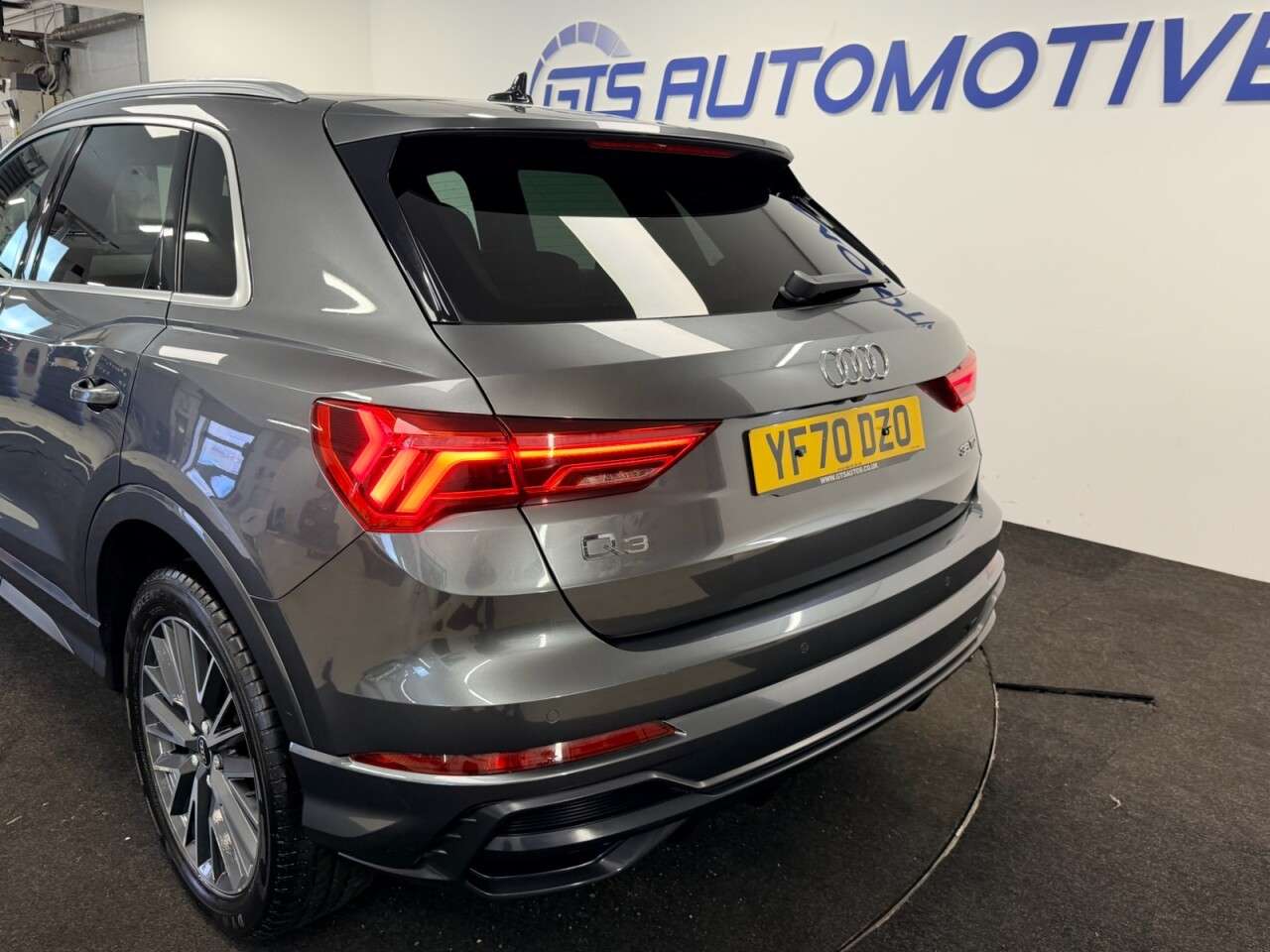 2020 AUDI Q3 2020 AUDI Q3