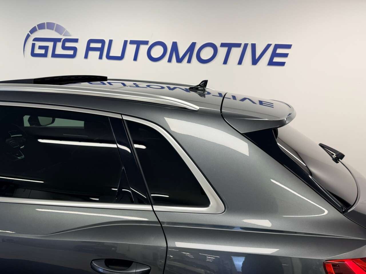 2020 AUDI Q3 2020 AUDI Q3