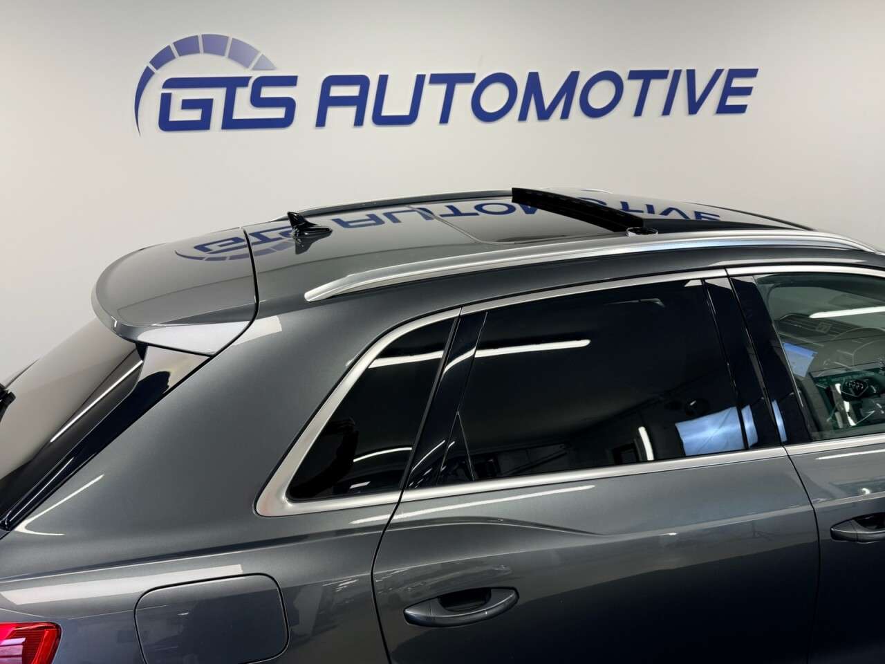 2020 AUDI Q3 2020 AUDI Q3